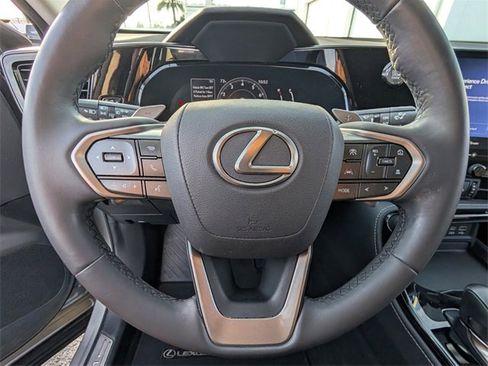 Used 2022 Lexus NX 250 FWD image 27