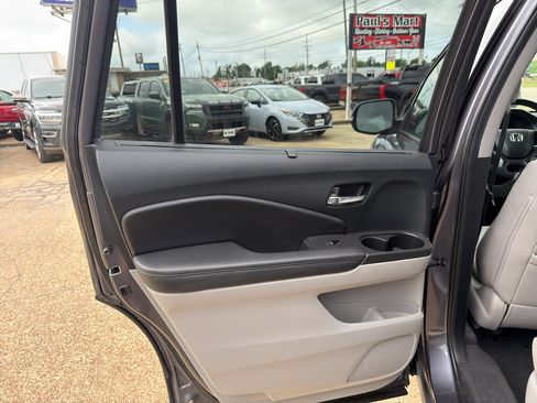 Used 2022 Honda Pilot EX-L image 29