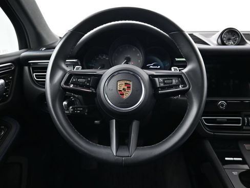 Certified 2022 Porsche Macan S AWD/4WD image 13