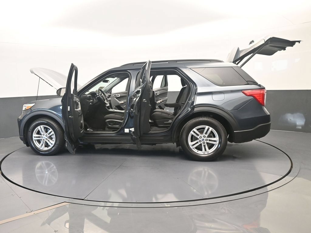 Used 2023 Ford Explorer XLT RWD image 69