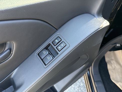 New 2026 Nissan Frontier S image 18