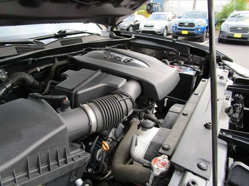 Used 2021 Toyota Tacoma SR w/ SX Package AWD/4WD image 7