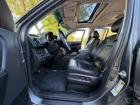 Used 2012 Honda Pilot Touring image 24