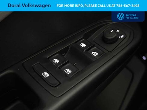 Certified 2023 Volkswagen Taos S FWD image 17