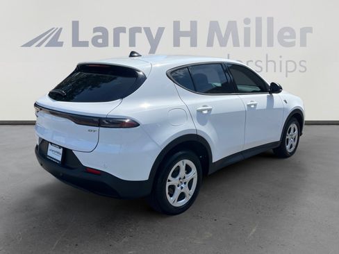 New 2025 Dodge Hornet GT w/ Cold Weather Group AWD/4WD image 5