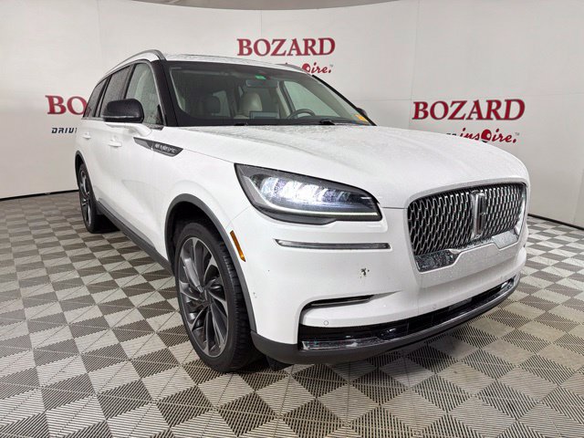 Certified 2023 Lincoln Aviator Reserve w/ Equipment Group 201A AWD/4WD image 1
