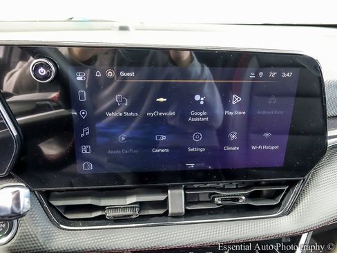 New 2026 Chevrolet Equinox RS w/ LPO, Floor Liner Package image 14