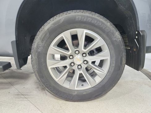 Used 2022 Chevrolet Silverado 1500 High Country AWD/4WD image 48