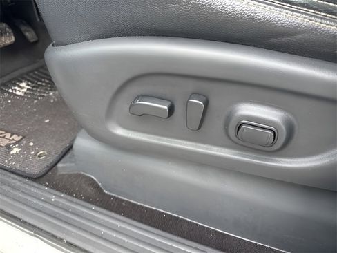 Used 2018 Nissan Titan PRO-4X image 21