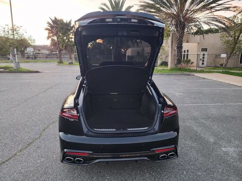 Used 2019 Kia Stinger Base 4dr Sedan image 9