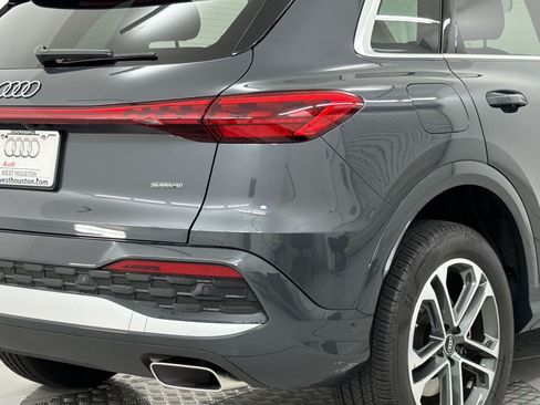 Certified 2025 Audi Q5 Premium w/ Convenience Package AWD/4WD image 13