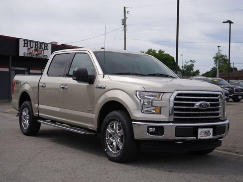Used 2017 Ford F150 XLT w/ Equipment Group 302A Luxury AWD/4WD image 9