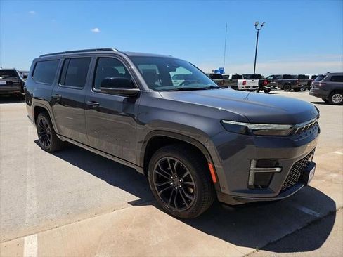 New 2026 Jeep Grand Wagoneer L Summit AWD/4WD image 40