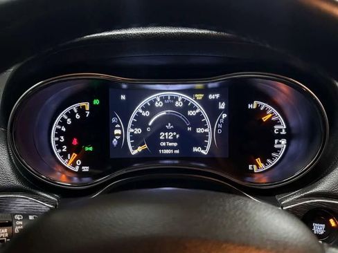 Used 2019 Jeep Grand Cherokee High Altitude AWD/4WD image 16