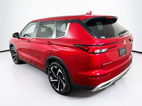 Used 2024 Mitsubishi Outlander SE image 5