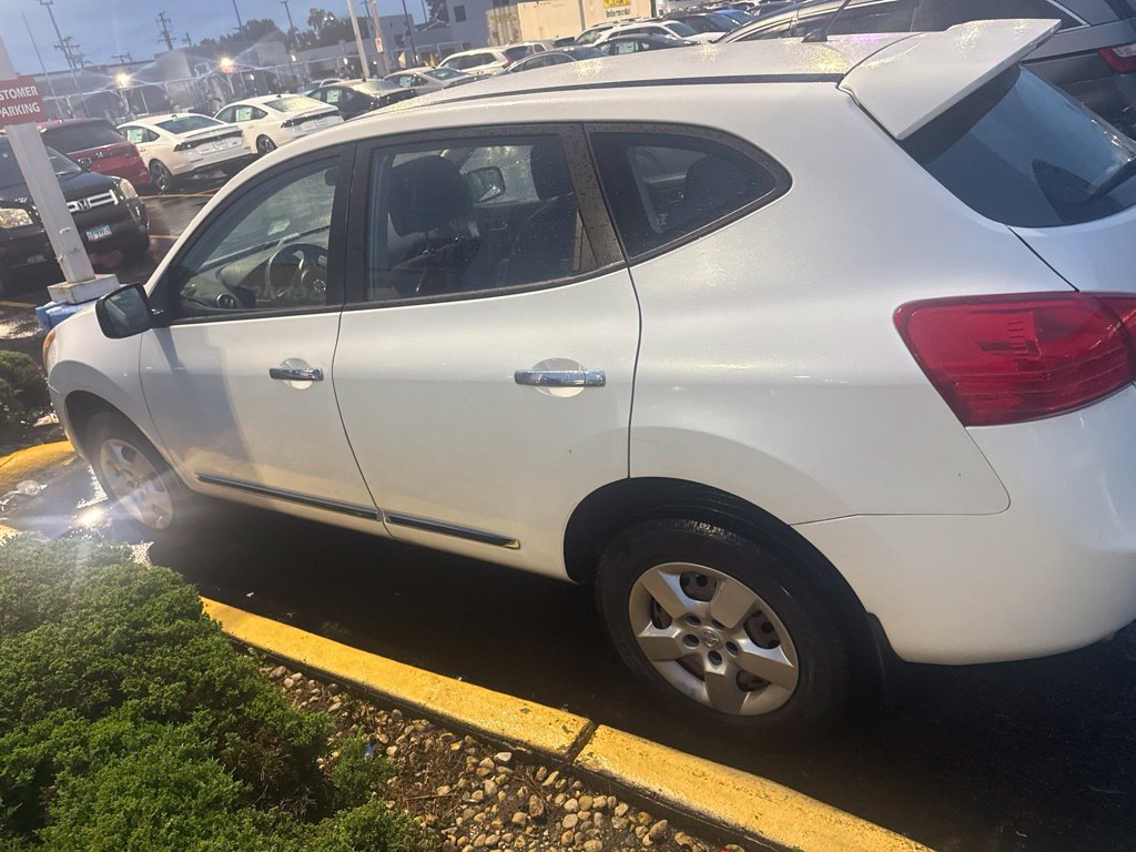 Used 2013 Nissan Rogue S AWD/4WD image 4