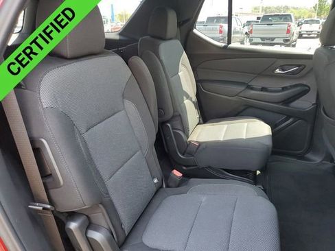 Certified 2023 Chevrolet Traverse LT FWD image 27