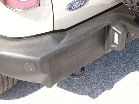Used 2025 Ford Bronco Outer Banks AWD/4WD image 10