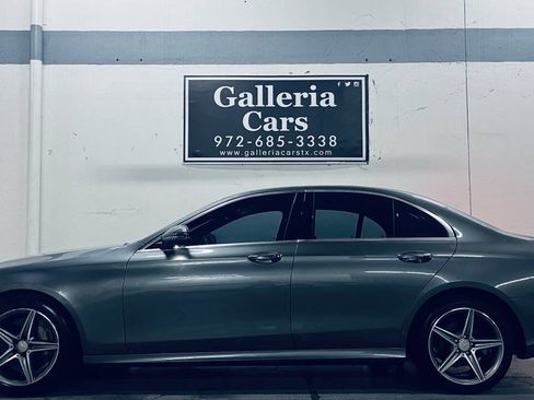 Used 2017 Mercedes-Benz E 300 4MATIC image 1