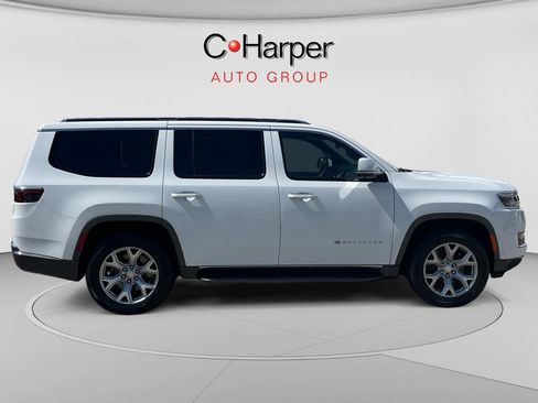 Used 2022 Jeep Wagoneer Series I w/ Convenience Group I AWD/4WD image 2