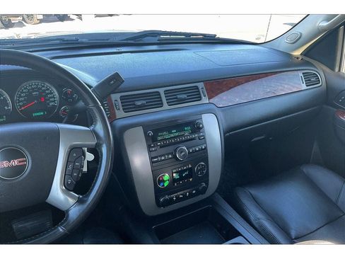 Used 2013 GMC Sierra 2500 SLT w/ SLT Convenience Package image 6