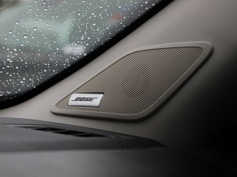 Used 2024 Nissan Pathfinder SL w/ SL Premium Package image 39