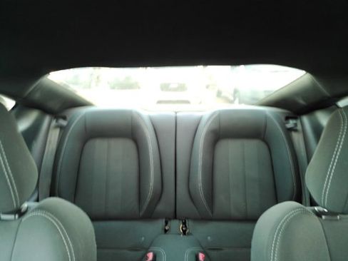 Used 2019 Ford Mustang Coupe image 21