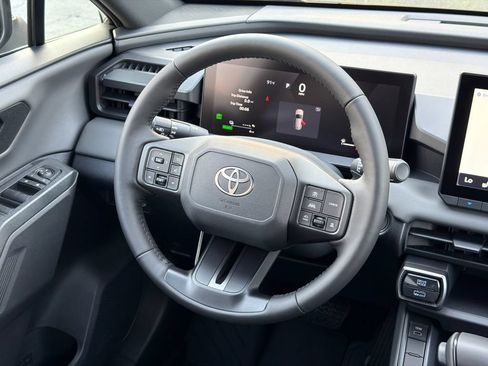 New 2026 Toyota RAV4 SE w/ Convenience Package AWD/4WD image 29