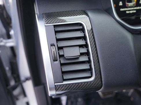 Used 2019 Land Rover Range Rover Sport SVR image 38