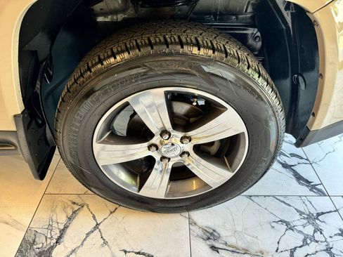 Used 2017 Jeep Compass High Altitude AWD/4WD image 27