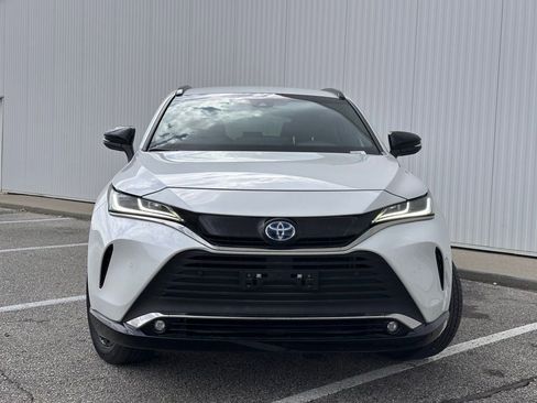 Used 2023 Toyota Venza Nightshade AWD/4WD image 7