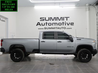 Used 2024 Chevrolet Silverado 2500 Custom w/ Custom Value Package