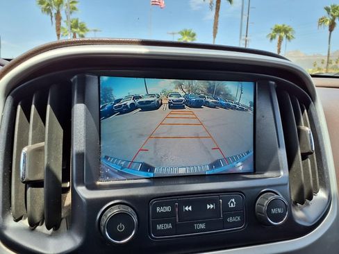 Used 2017 GMC Canyon SLE w/ SLE Convenience Package RWD image 5