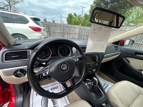 Used 2015 Volkswagen Jetta SE FWD image 6