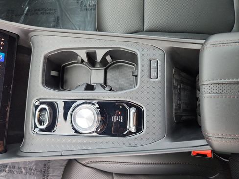 New 2025 Jeep Wagoneer S Limited image 15