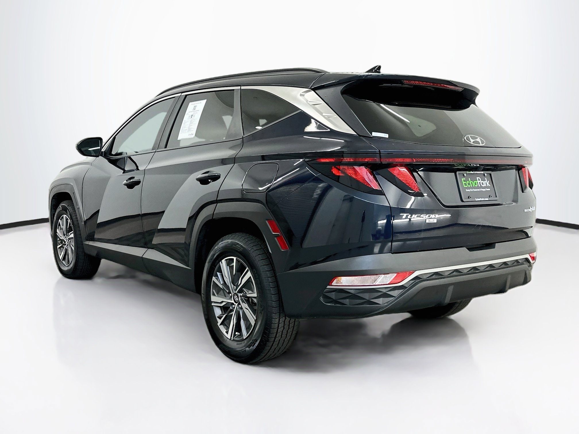 Used 2024 Hyundai Tucson Blue AWD/4WD image 5
