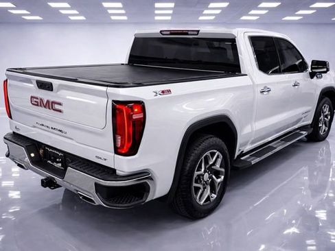 Used 2023 GMC Sierra 1500 SLT w/ SLT Premium Package image 8