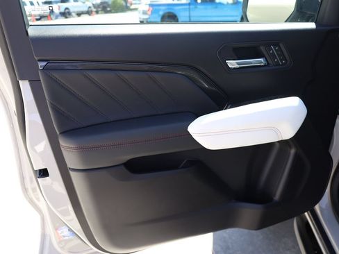 New 2026 GMC Canyon AT4X AWD/4WD image 10