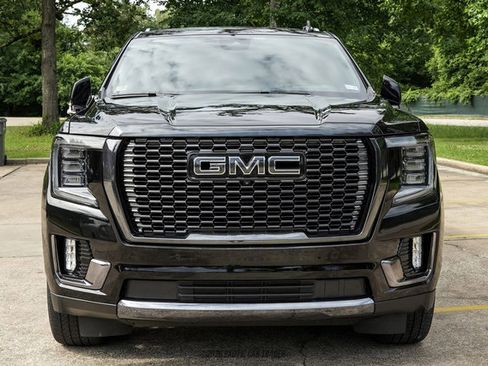 Used 2024 GMC Yukon Denali Ultimate w/ LPO, Floor Liner Package AWD/4WD image 13