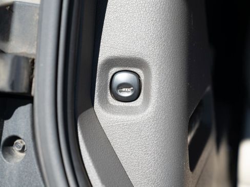 Used 2011 Ford Flex Limited w/ Rapid Spec Order Code image 17