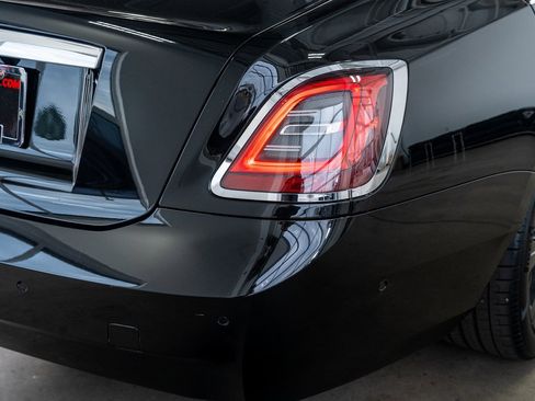 Used 2022 Rolls-Royce Ghost image 28