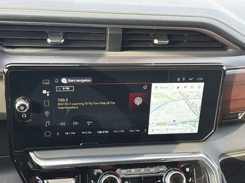 Used 2024 GMC Sierra 1500 Denali Ultimate image 18