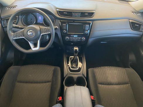 Used 2018 Nissan Rogue S FWD image 24