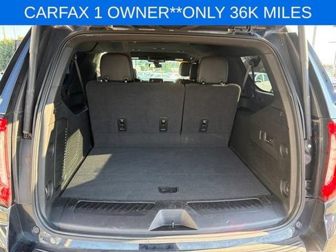 Used 2022 GMC Yukon XL SLT w/ SLT Luxury Package AWD/4WD image 27