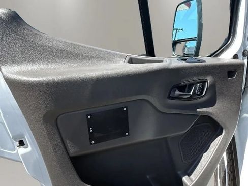 Used 2022 Ford E-Transit 148 High Roof w/ Load Area Protection Package RWD image 29