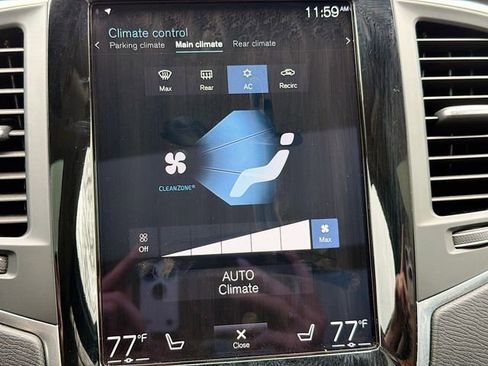 Used 2021 Volvo XC90 T6 Momentum w/ Climate Package image 18