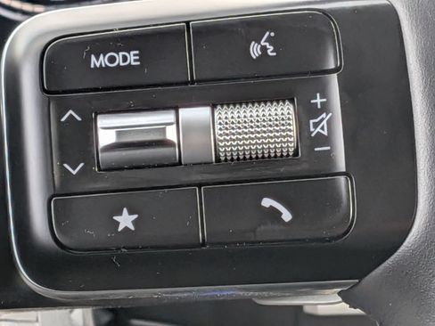 Used 2025 Hyundai Santa Fe SEL AWD/4WD image 21