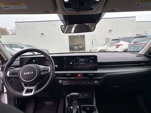 Used 2025 Kia K5 EX image 28