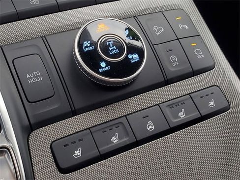 Used 2021 Hyundai Palisade Limited w/ Winter Package image 26