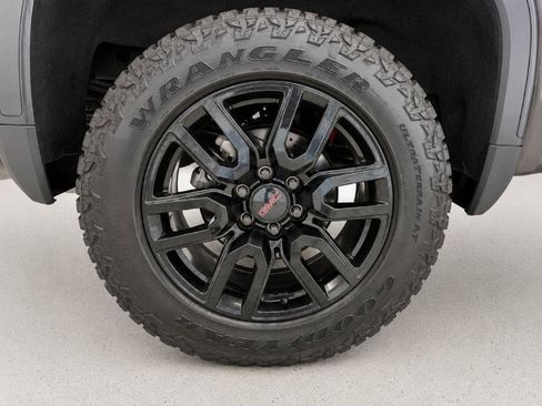 Used 2020 GMC Sierra 1500 Elevation w/ Elevation Value Package AWD/4WD image 29